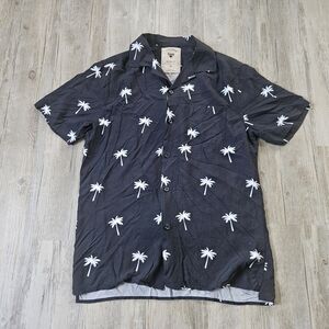 OAS Men's The Cuba Black and White Palm Tree Hawaiian Button Down Shirt Medium